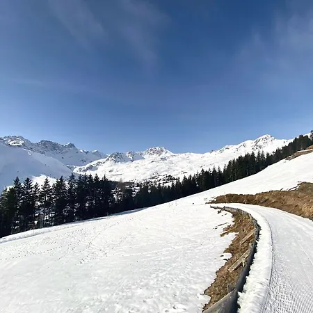 Apartament Von Swisspartments By Interhome